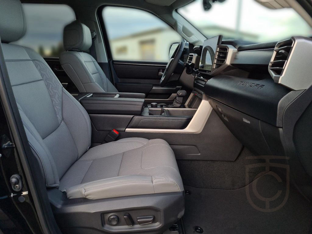 Toyota Tundra SR5 4x4 3.5 Bi-Turbo 389PS 10-G Aut. +TRD