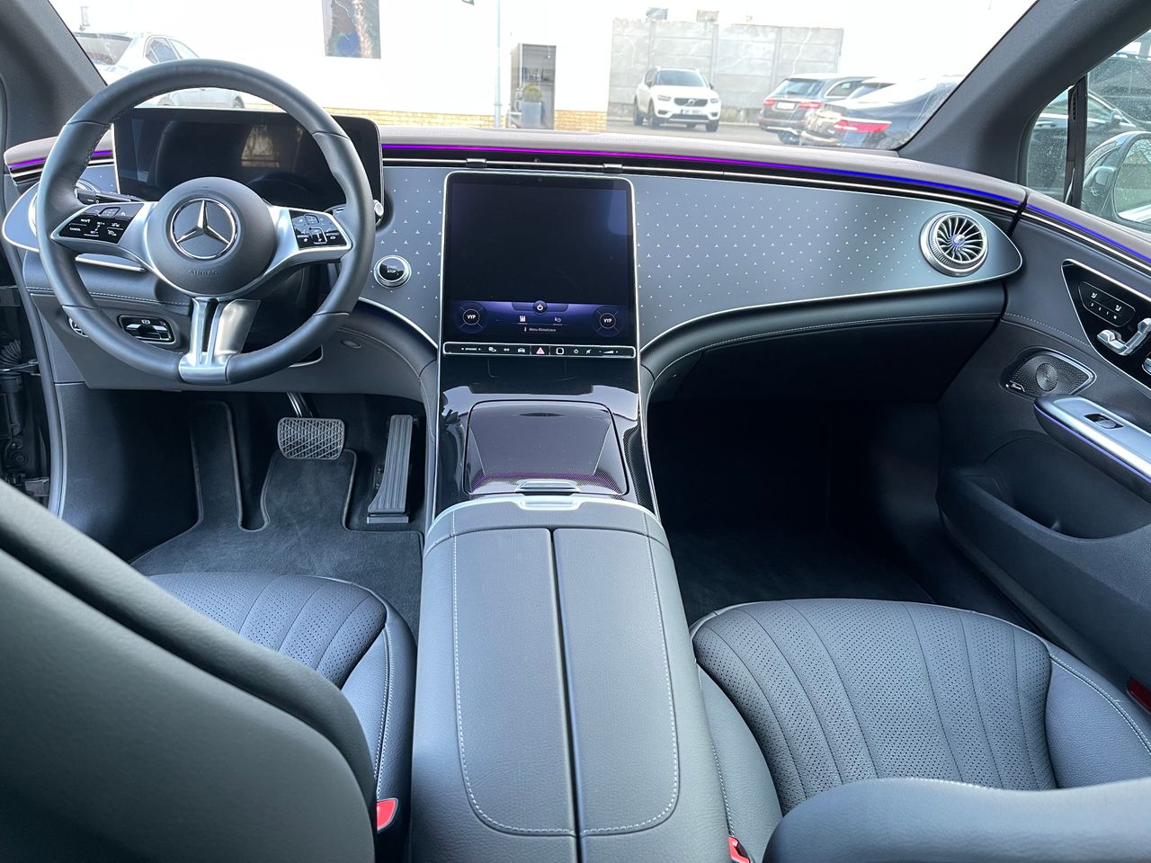 Mercedes-Benz EQE 350+