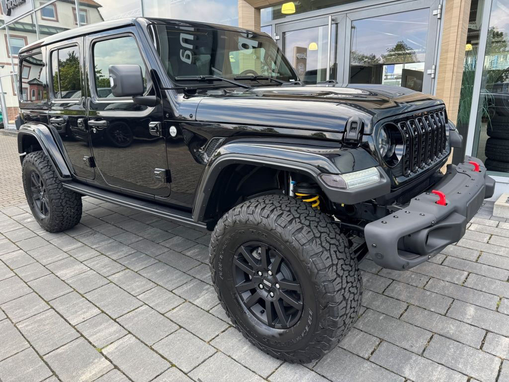 Jeep Wrangler 2.0 Unlim. Sahara Umbau Hoch + Breit SK
