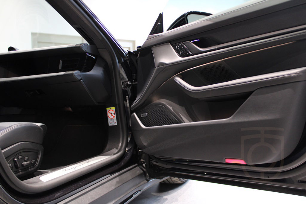 Porsche Taycan 4 Cross Turismo