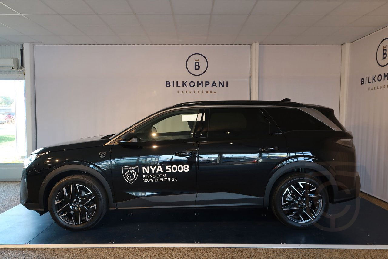 Peugeot 5008 GT Hybrid