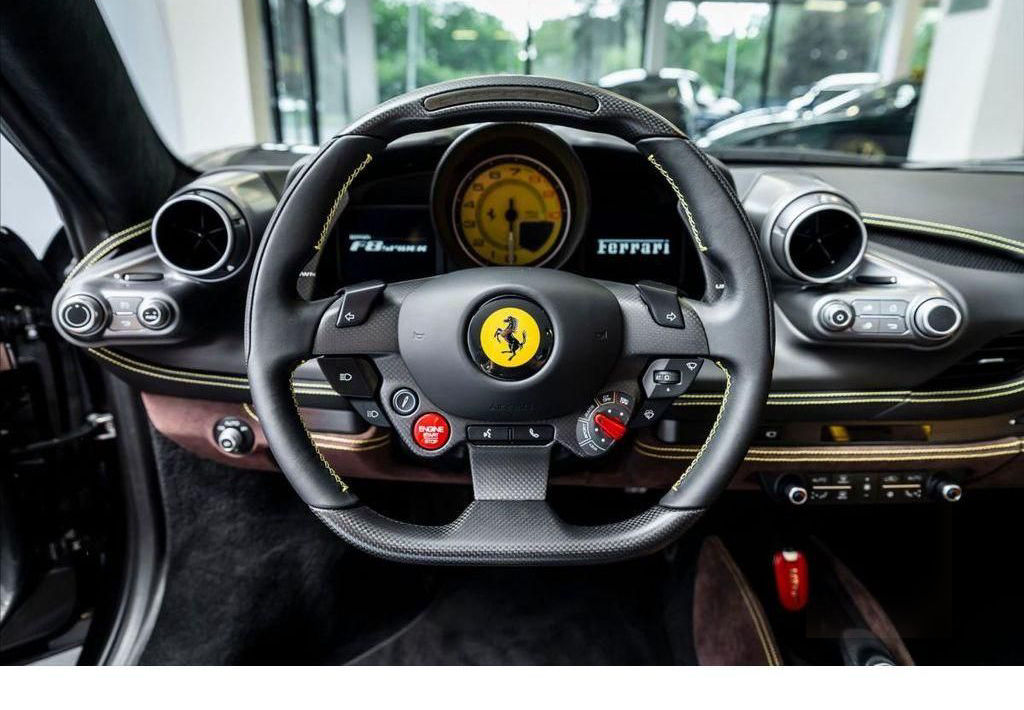 Ferrari F8