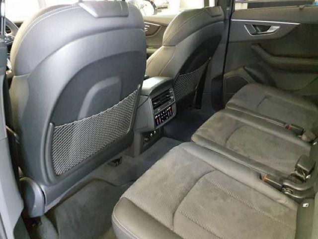 Audi Q7 50 TDI quattro S-LINE*NAVI*7-SITZER*HUD*AHK*P