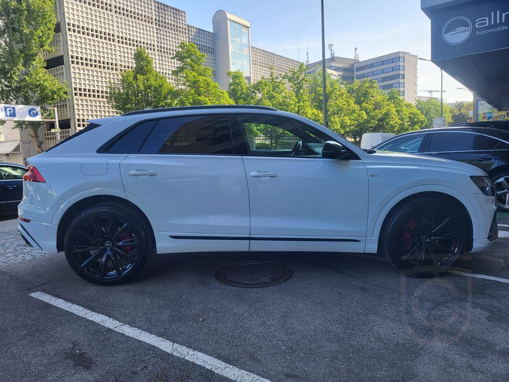 Audi Q8 50 TDI qu S Line HUD Pano B&O Massage StHzg