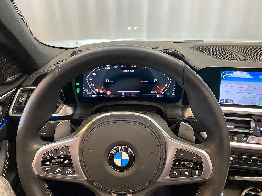 BMW M440 i xDrive Cab M-Sport, Innovation