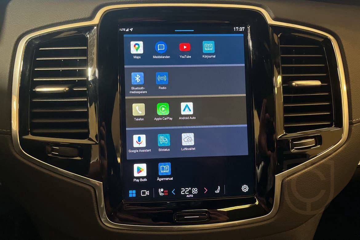 Volvo XC90 Recharge T8 Ultimate Dark Edition