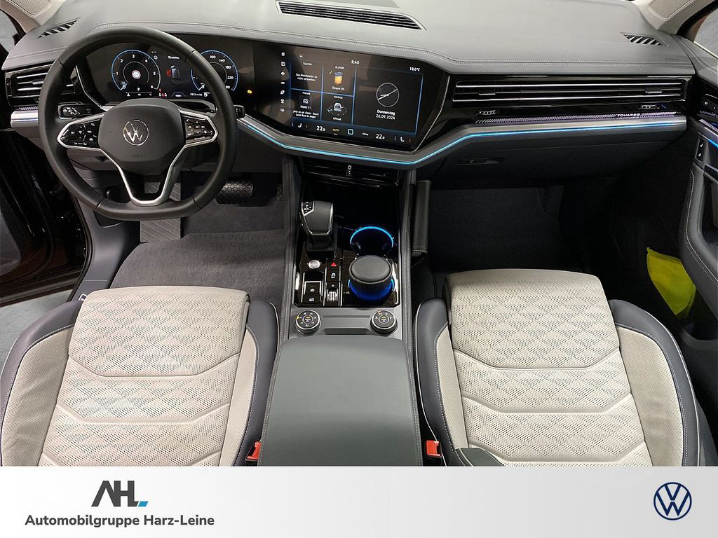 Volkswagen Touareg Elegance 3.0 V6 TDI 4M *AHK*PANO*NAVI*Hu