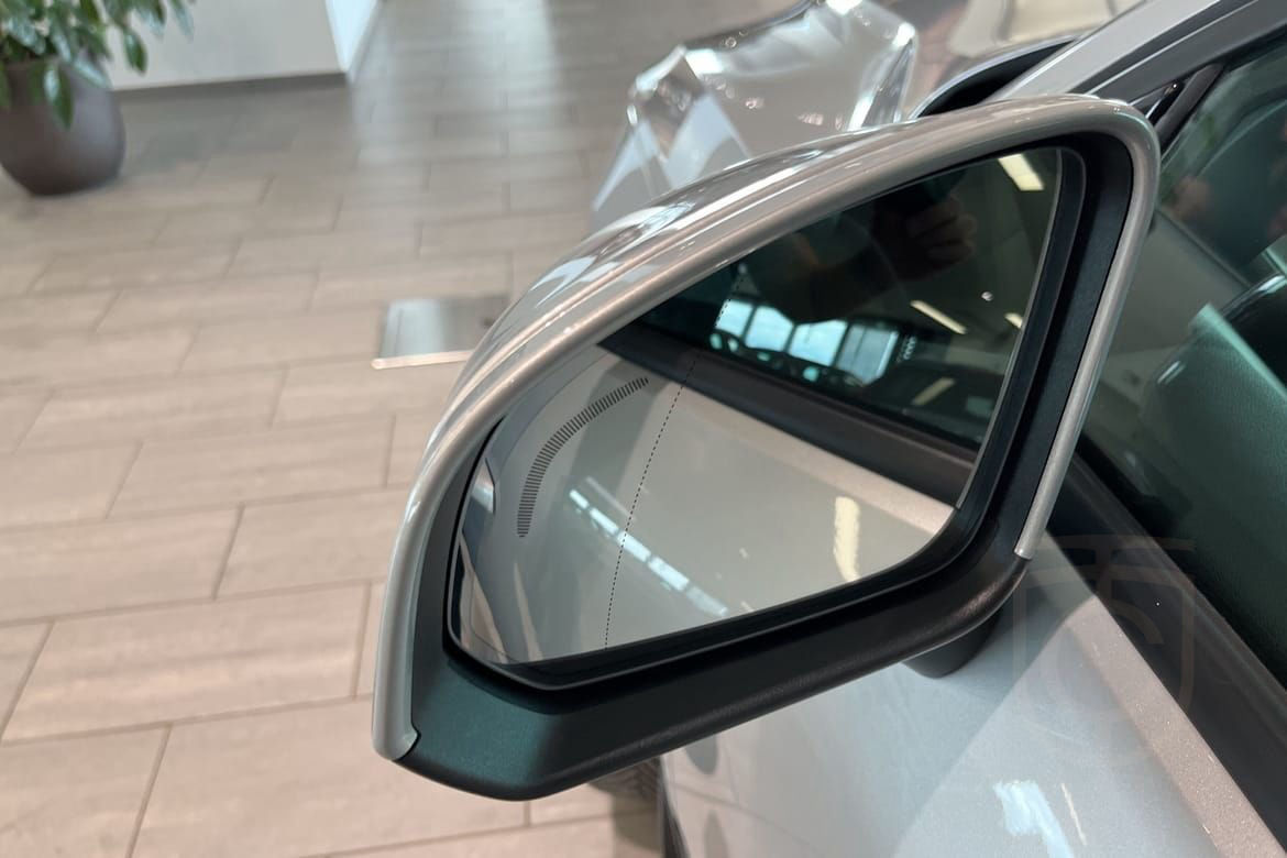 Volvo XC40 B4 FWD Bensin Core