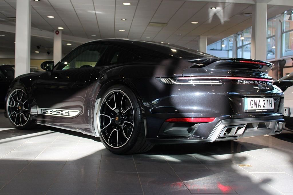 Porsche 911 Turbo S 992