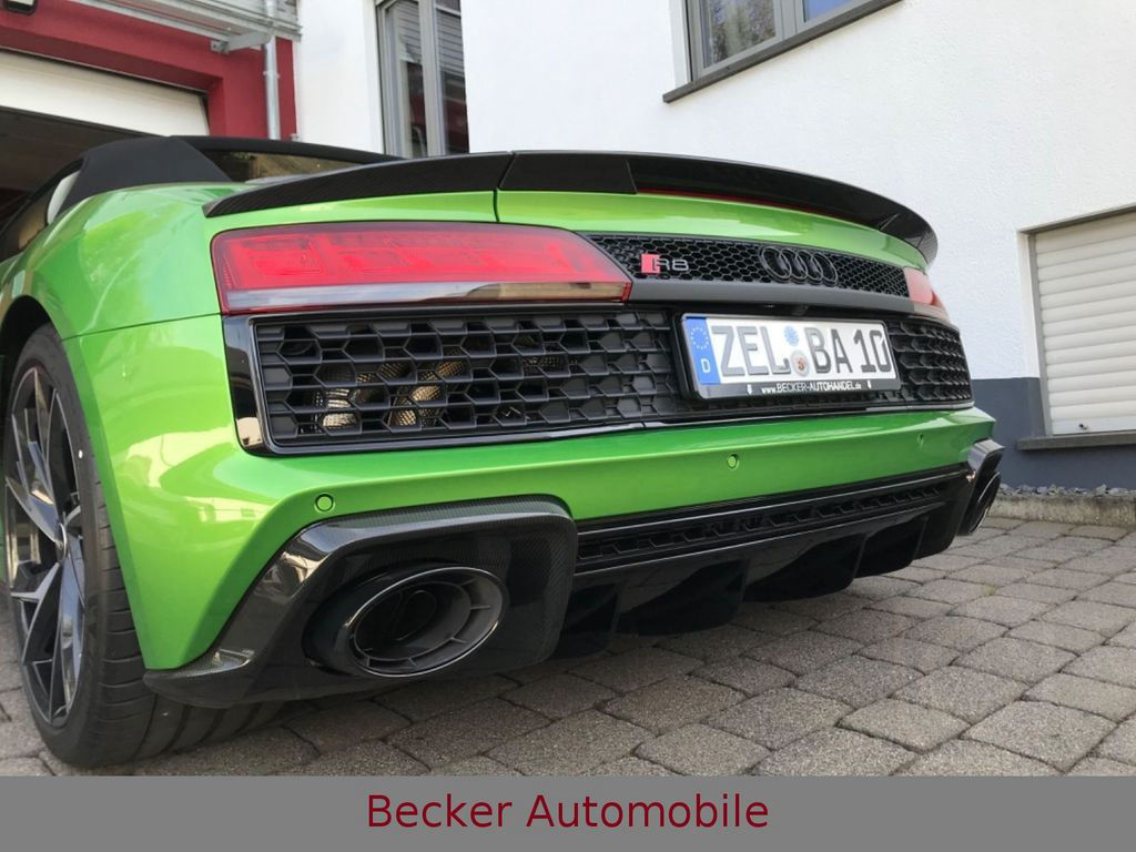 Audi R8 Spyder V10 5.2 FSI quattro performance UNIKAT