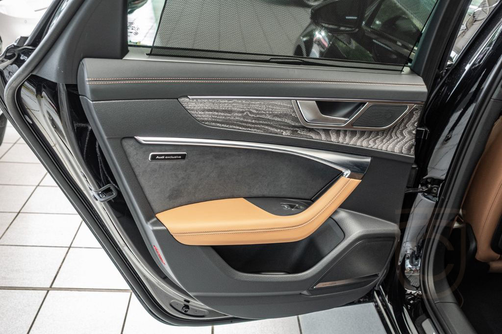 Audi S6 Avant EXCLUSIVE LUFT*B&O*SClose*PANO*HUD*21"