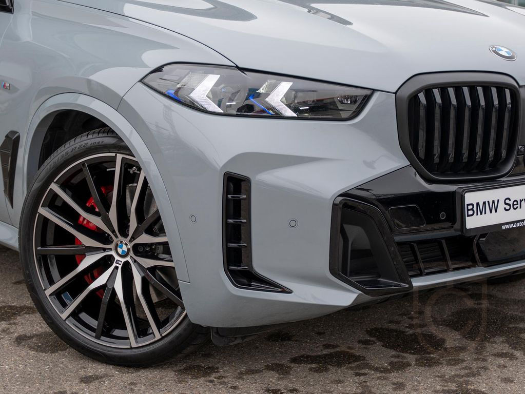 BMW X5 xDr 40d M-Sport Pro 7-SITZ AHK LUFTFEDER H/K