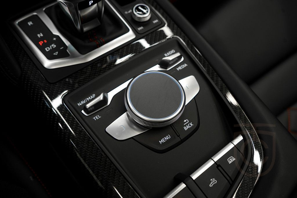 Audi R8 q. Spyder Performance *Carbon *20 *Keramik
