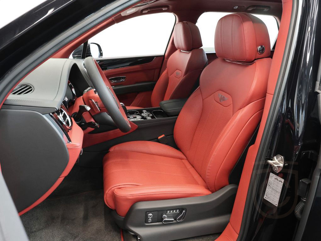 Bentley Bentayga 4.0 V8 EWB 4WD Autom.