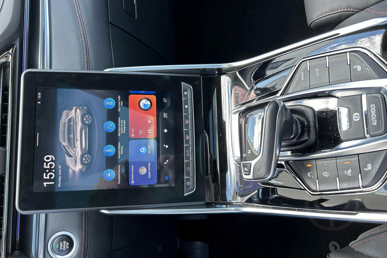 Maxus Euniq 6