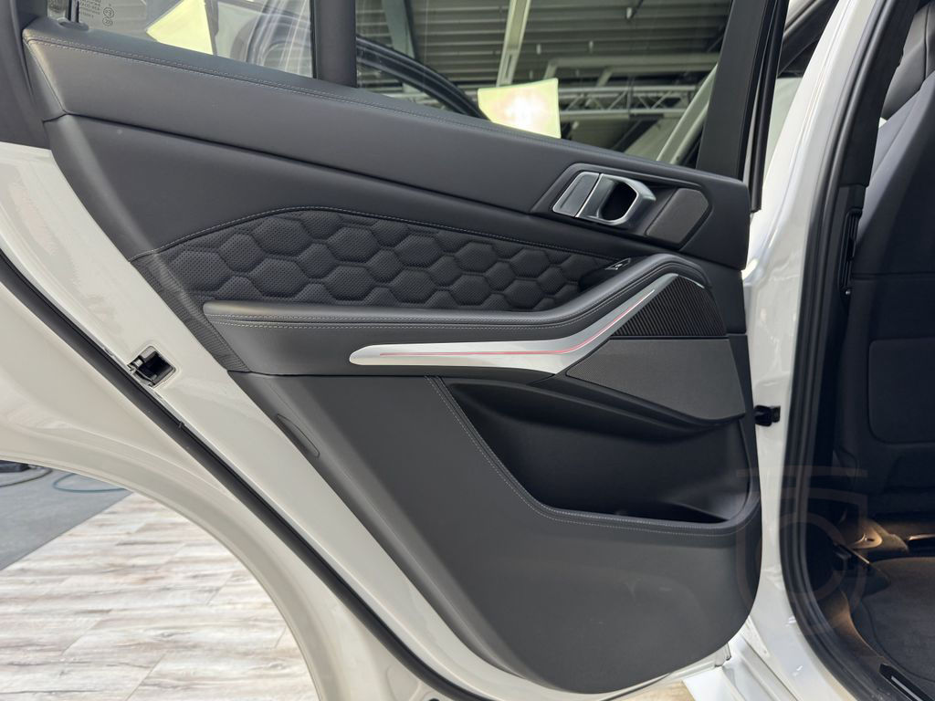 BMW X5 M Competition Sky ACC Sitzlüftung 360° AHK