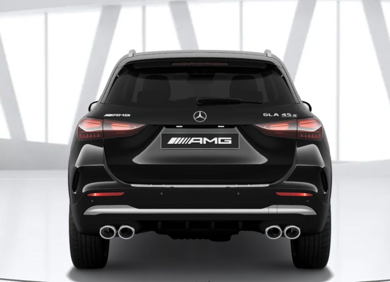 Mercedes-Benz AMG GLA 45 S 4MATIC+/SUV/výroba 120 dní