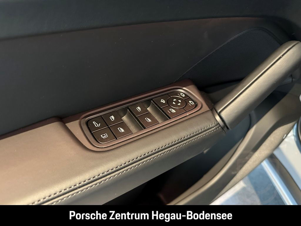 Porsche Cayenne E-Hybrid Coupe/Sportabgasanlage/PASM/BOS