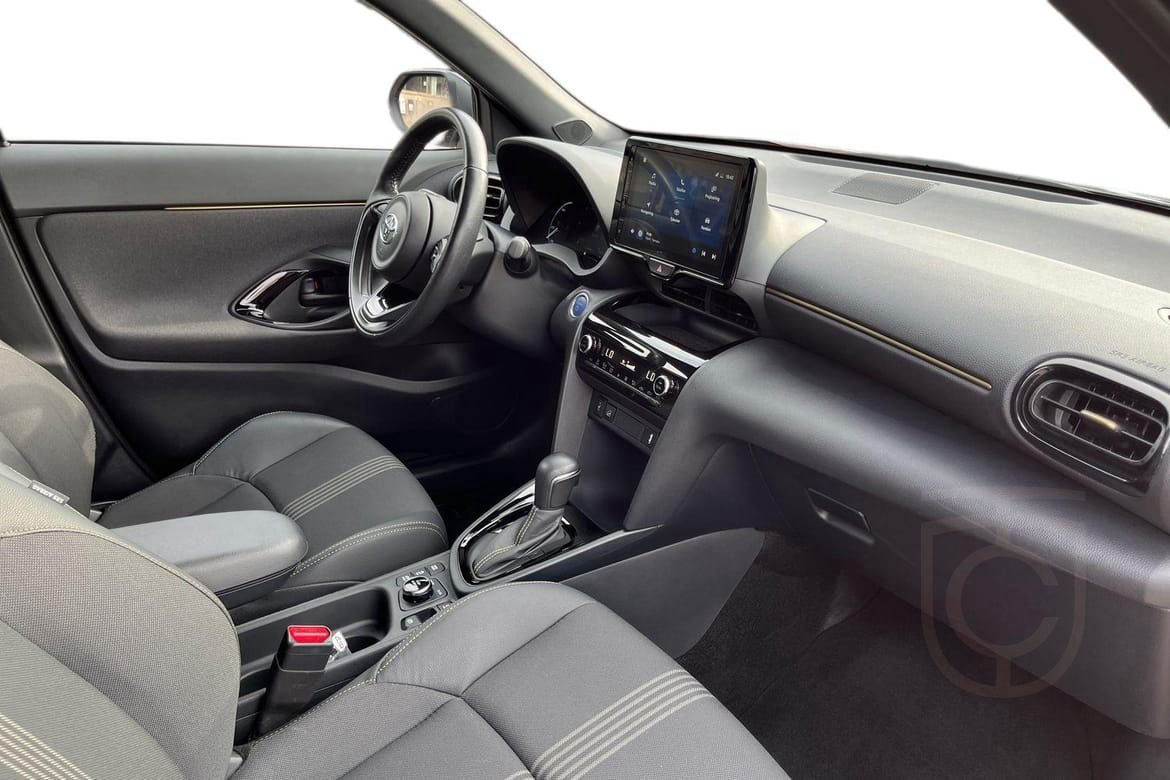 Toyota Yaris Cross Hybrid AWD-i Elhybrid 1,5 Adventure Appro