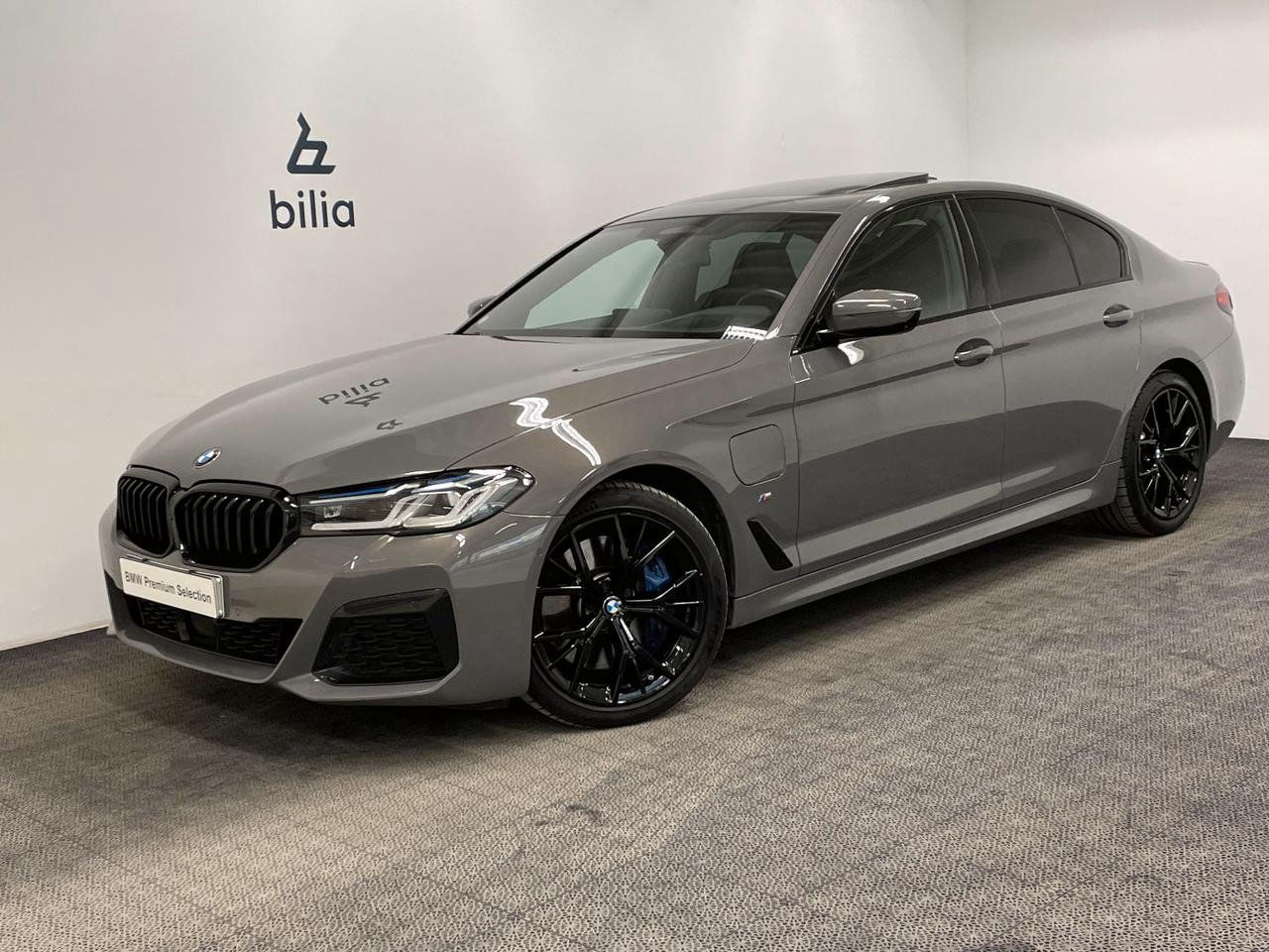BMW 545e xDrive Sedan Steptronic