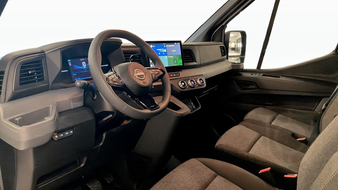 Nissan Interstar L2H2 2.0L dCi