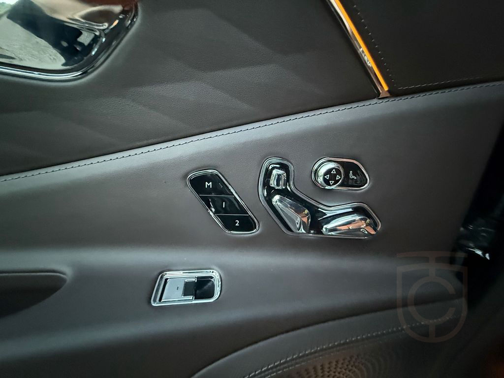 Bentley Flying Spur W12 Mullinier