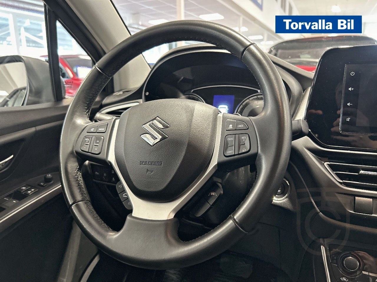 Suzuki S-Cross Hybrid