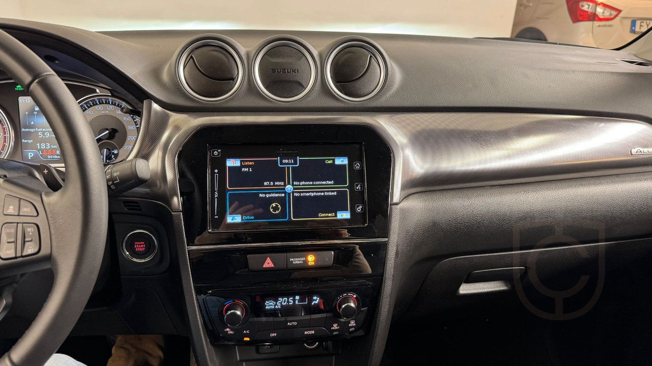 Suzuki Vitara Fullhybrid 4x4 Inclusive, Fullt utrustad!