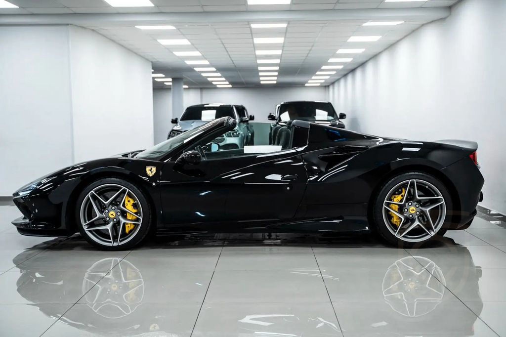 Ferrari F8 Spider 3.9~Sollevatore~Brembo~LIFT~