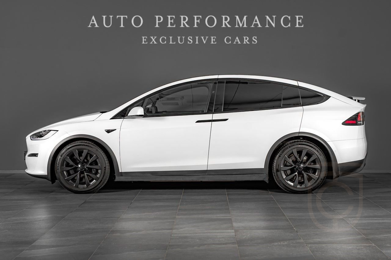 Tesla Model X Plaid