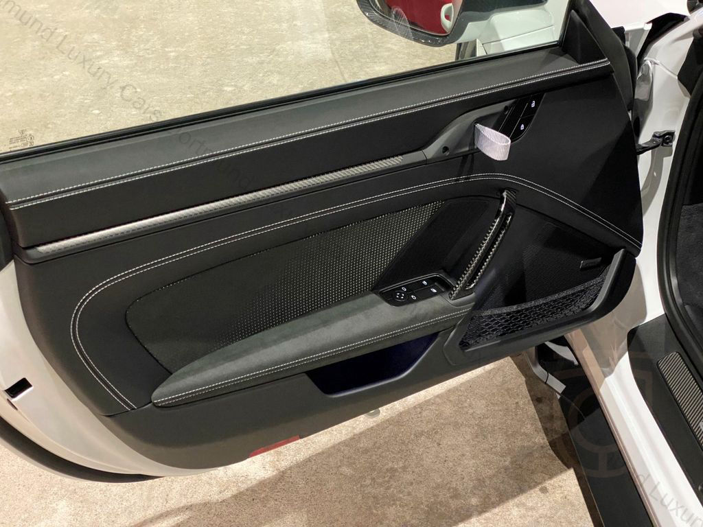 Porsche 992 GT3 RS / Weissach Paket / Lifting / PCCB