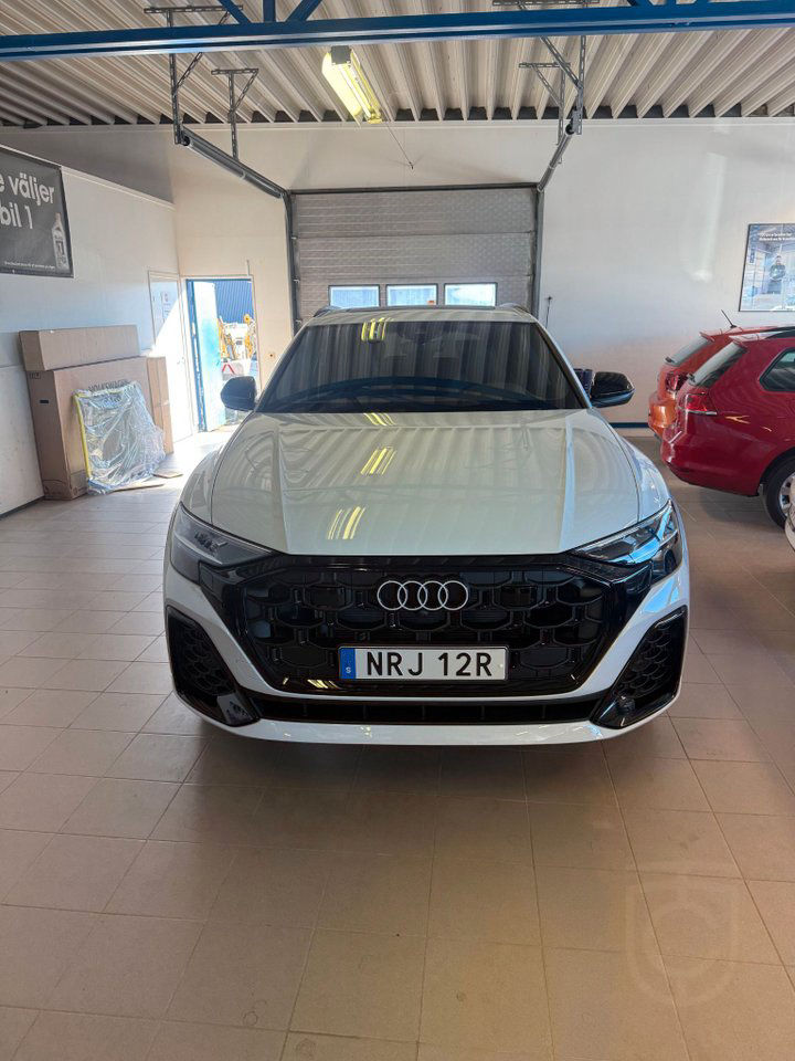 Audi Q8 60 TFSI e quattro TipTronic S Line