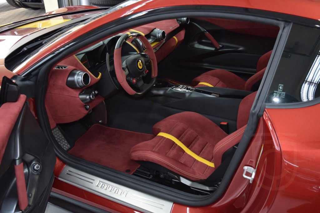 Ferrari 812 Competizione
