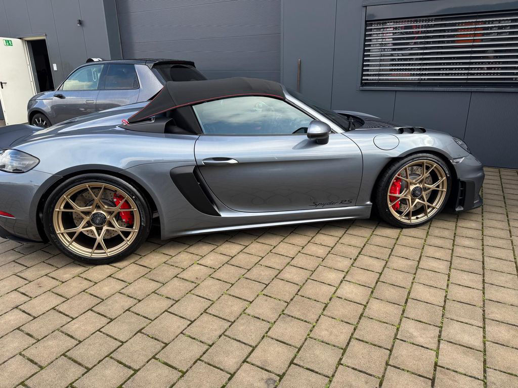 Porsche Boxster 718 RS Spyder