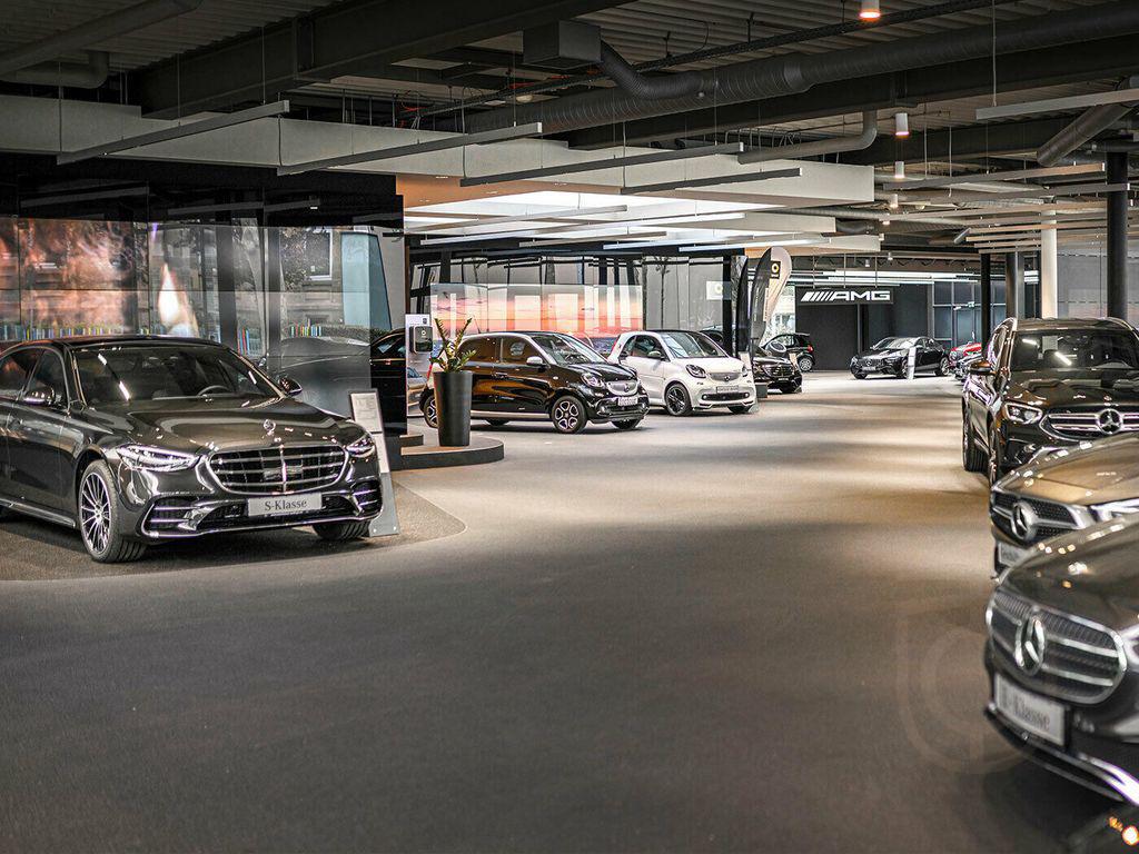 Mercedes-Benz G 450 d Professional+19Z+Night+AHK+360°+StHz