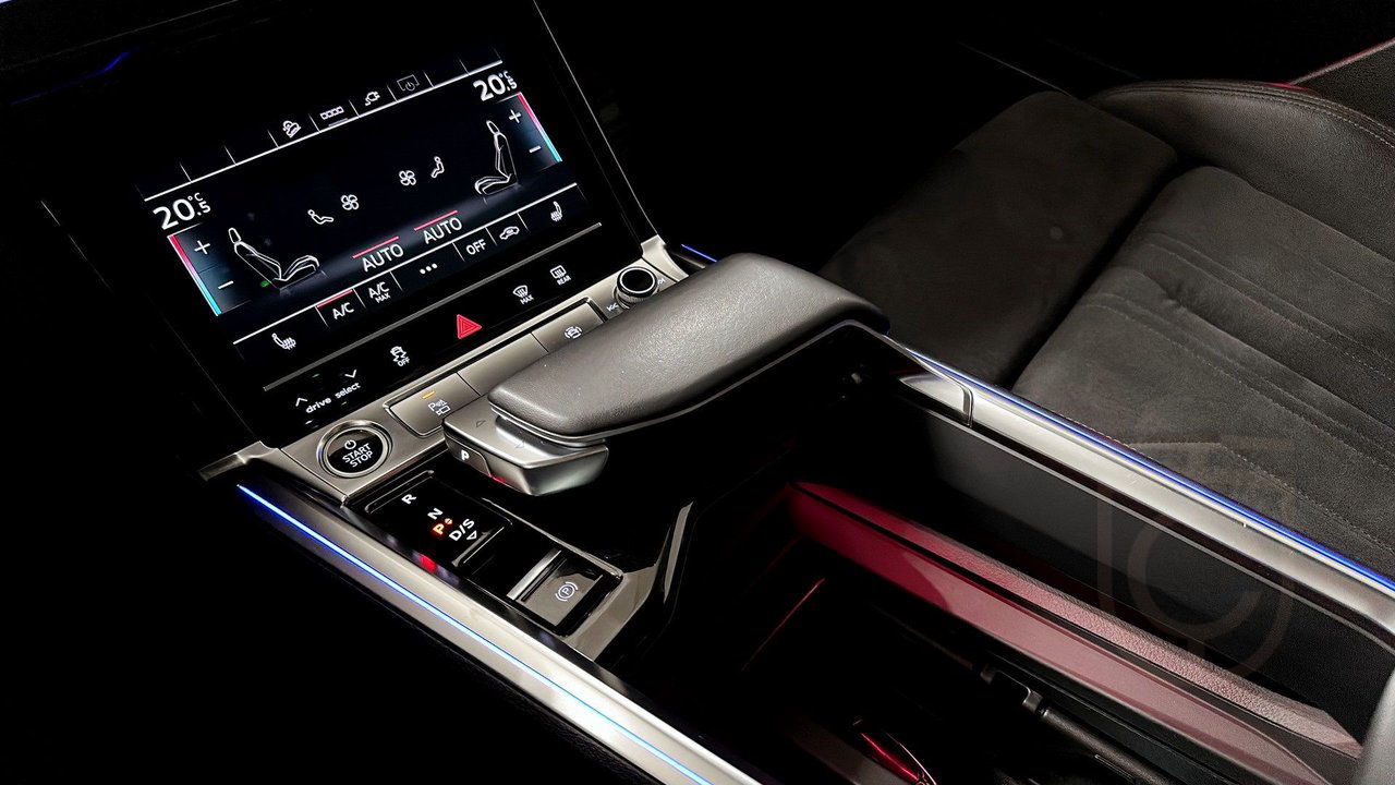 Audi E-Tron 55 QUATTRO PROLINE 300,