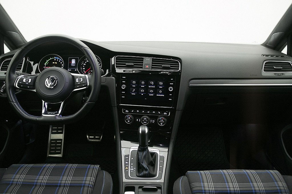Volkswagen Golf GTE 1.4 TSI / P-Värmare