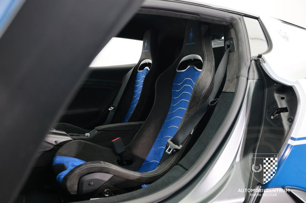 Maserati MC20 Icona 1 of 20/MC12-Celebration/RacingSeats