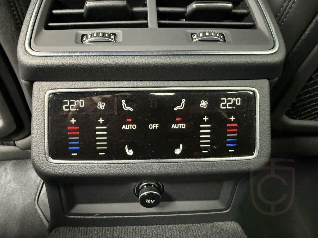 Audi RS7 4.0 TFSI quattro 1.Hd MATRIX HUD ACC MMI+