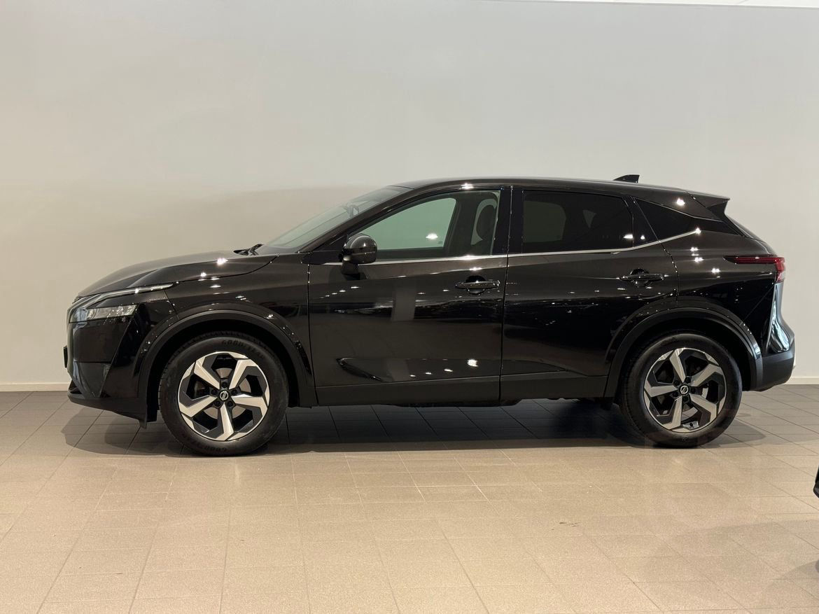 Nissan Qashqai 1.3 DIG-T 4WD XTRONIC