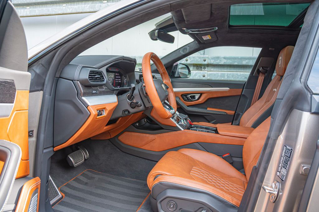 Lamborghini Urus 4.0 V8 S | Style Pack | Massage| B&O|SOFORT