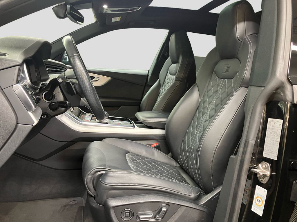 Audi SQ8 TFSI quattro AHK Leder Pano Virtual Standh S
