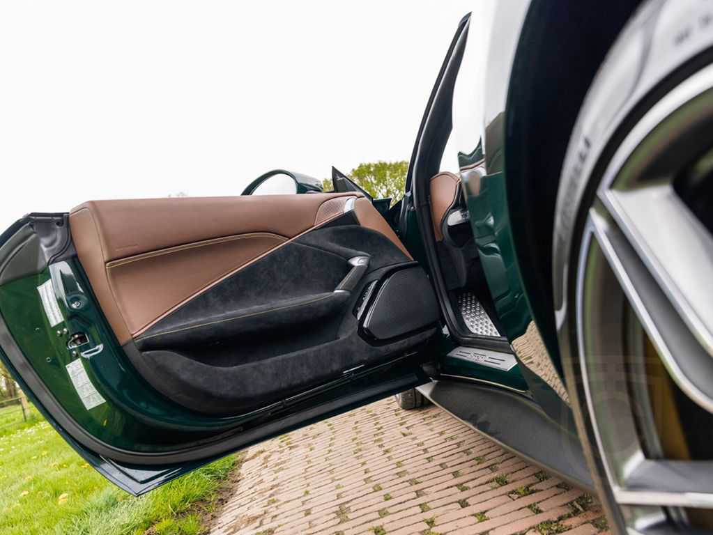 Ferrari Roma Spider 3.9 V8 Carbon, Adas, kamera