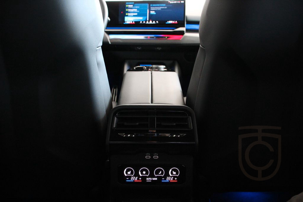 BMW M5 (G90) *A-LED*ACC*360°*LHZ*Ambiente*Memory*SHZ