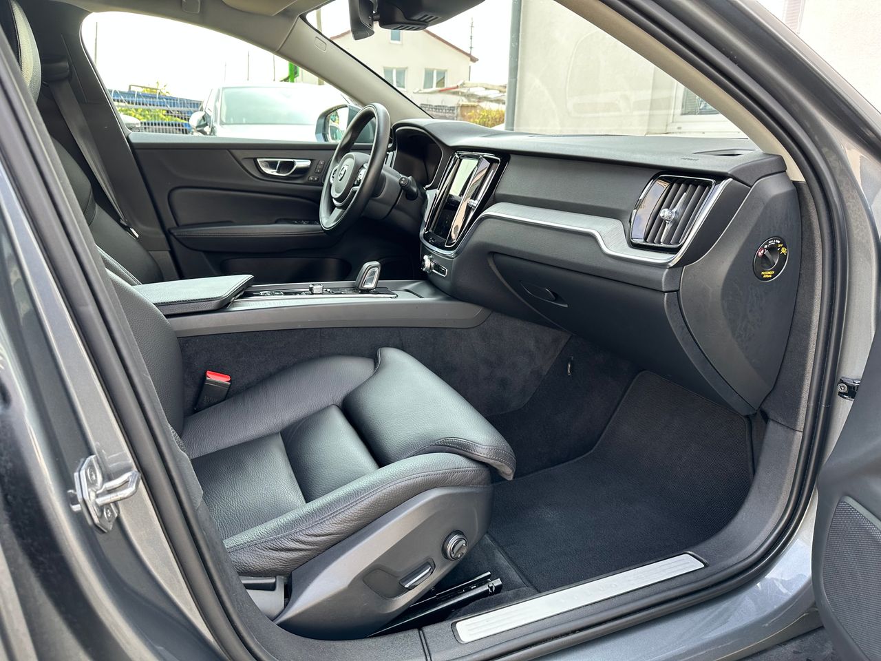 Volvo V60 CC B4 AWD Momentum