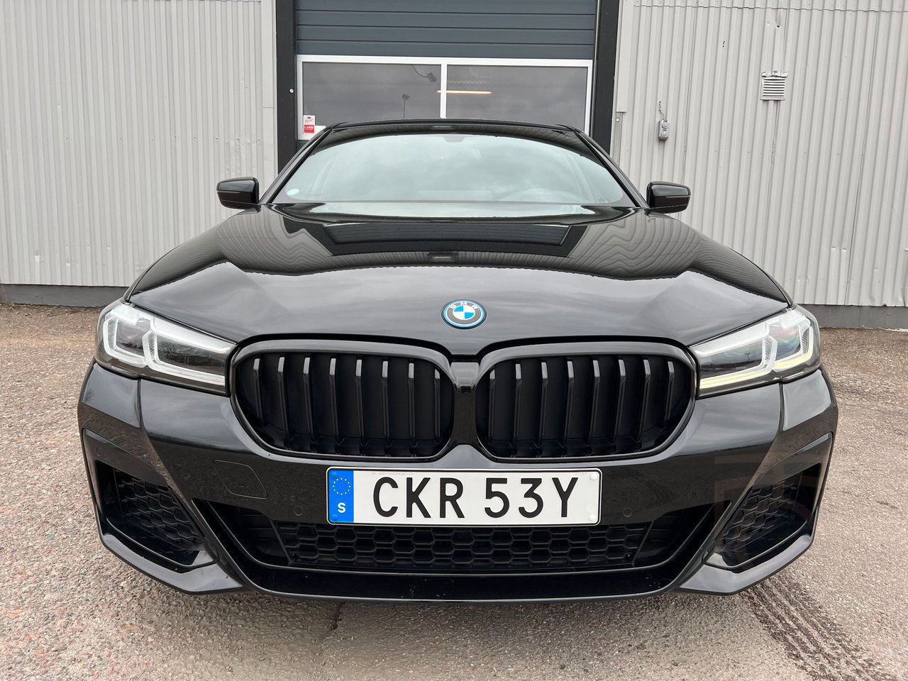 BMW 545 e xDrive Sedan M-Sport Innovation