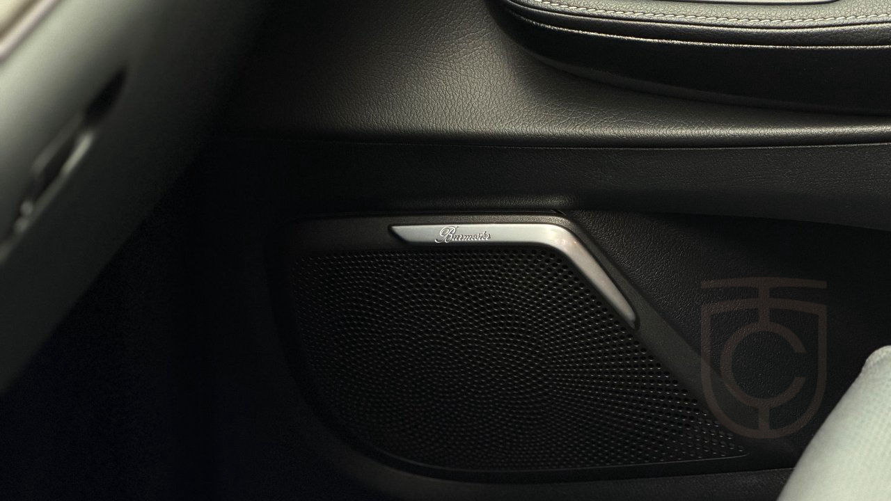 Mercedes-Benz V 300d 4MATIC 3.2t AMG Burmester 360
