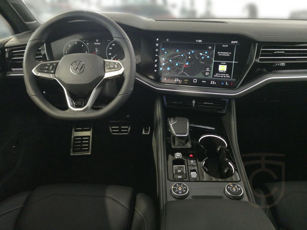 Volkswagen Touareg R-Line 3.0TDI Black Style 21 Zoll HUD