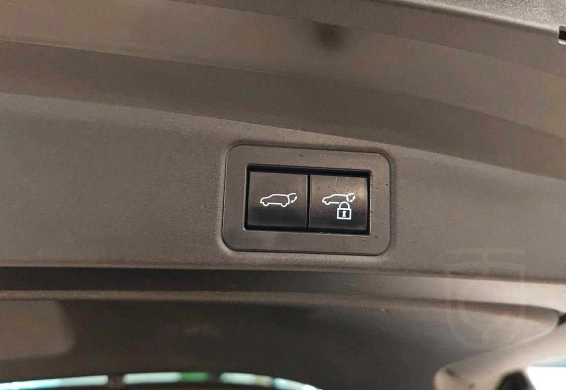 Toyota Corolla 1.8 Touring Sports Style Plus