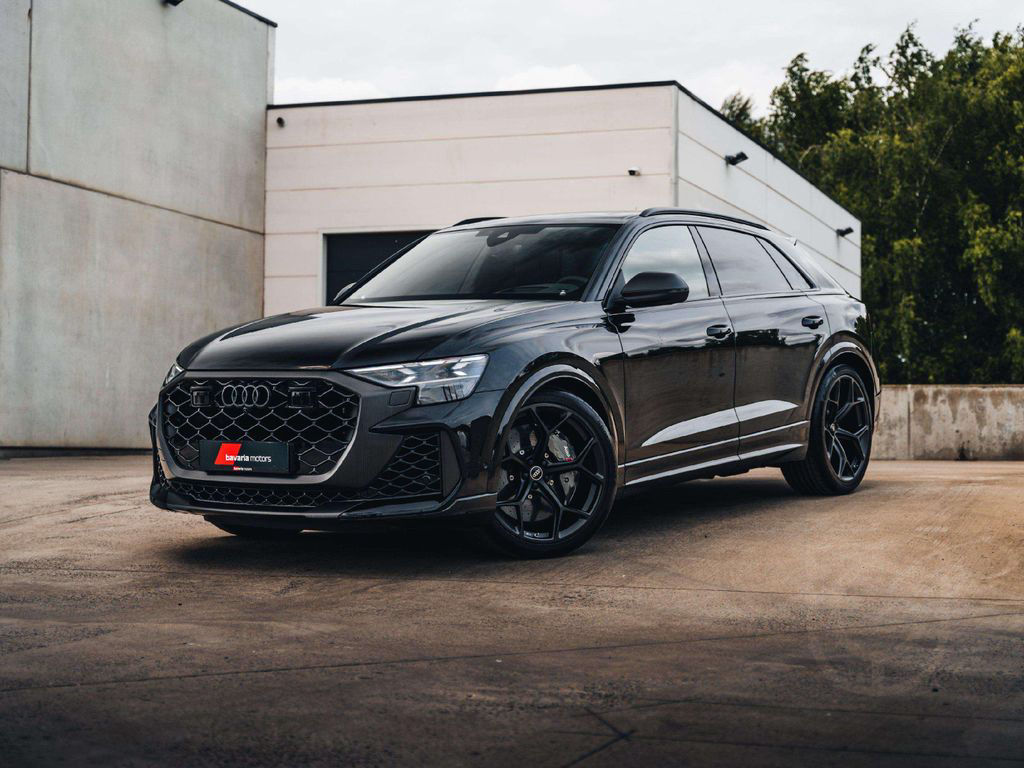 Audi RS Q8 Performance / New / Ceramic / Sunroof / Ma